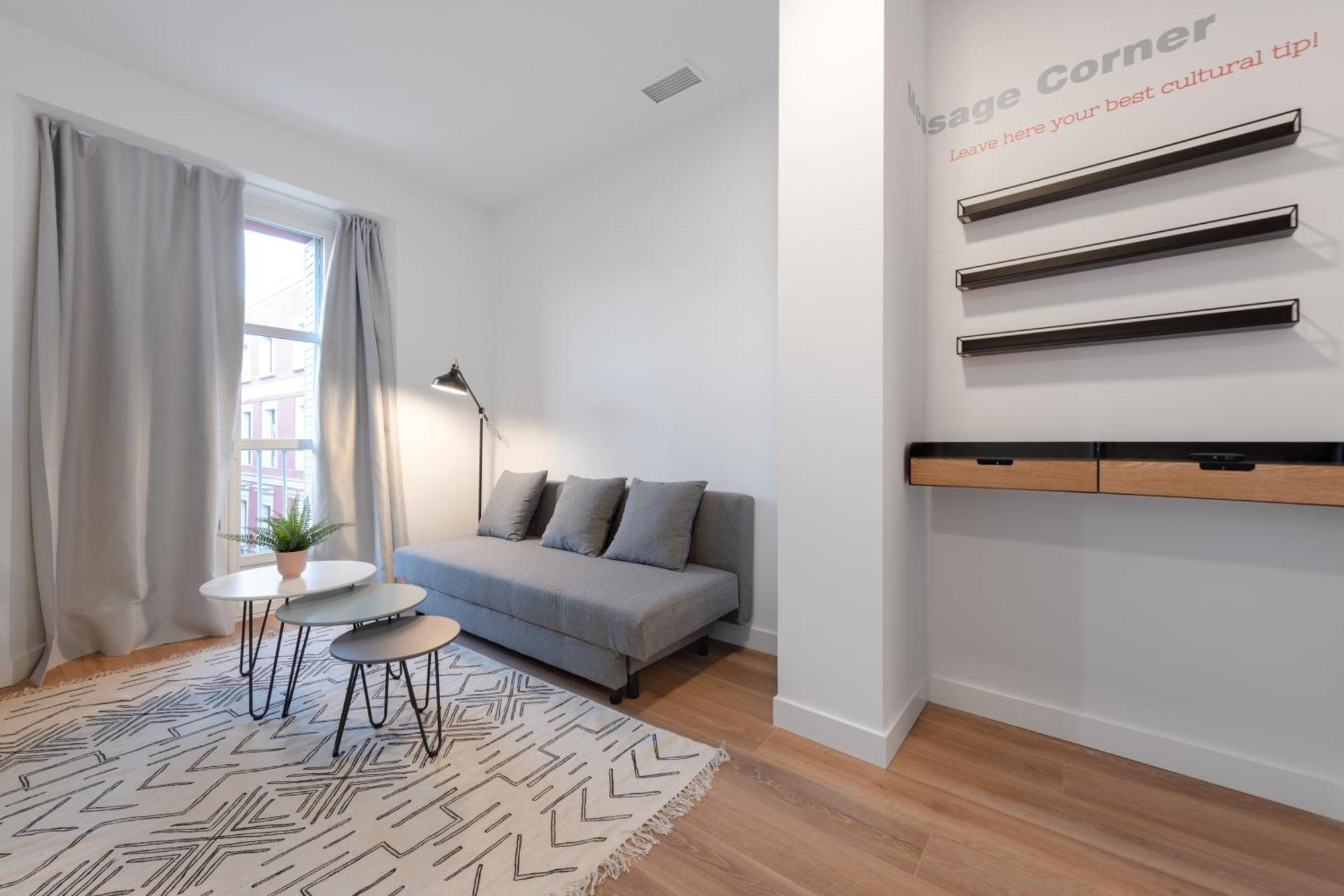 Centric And Bright- 1bd 1bth- San Bernardo Madri