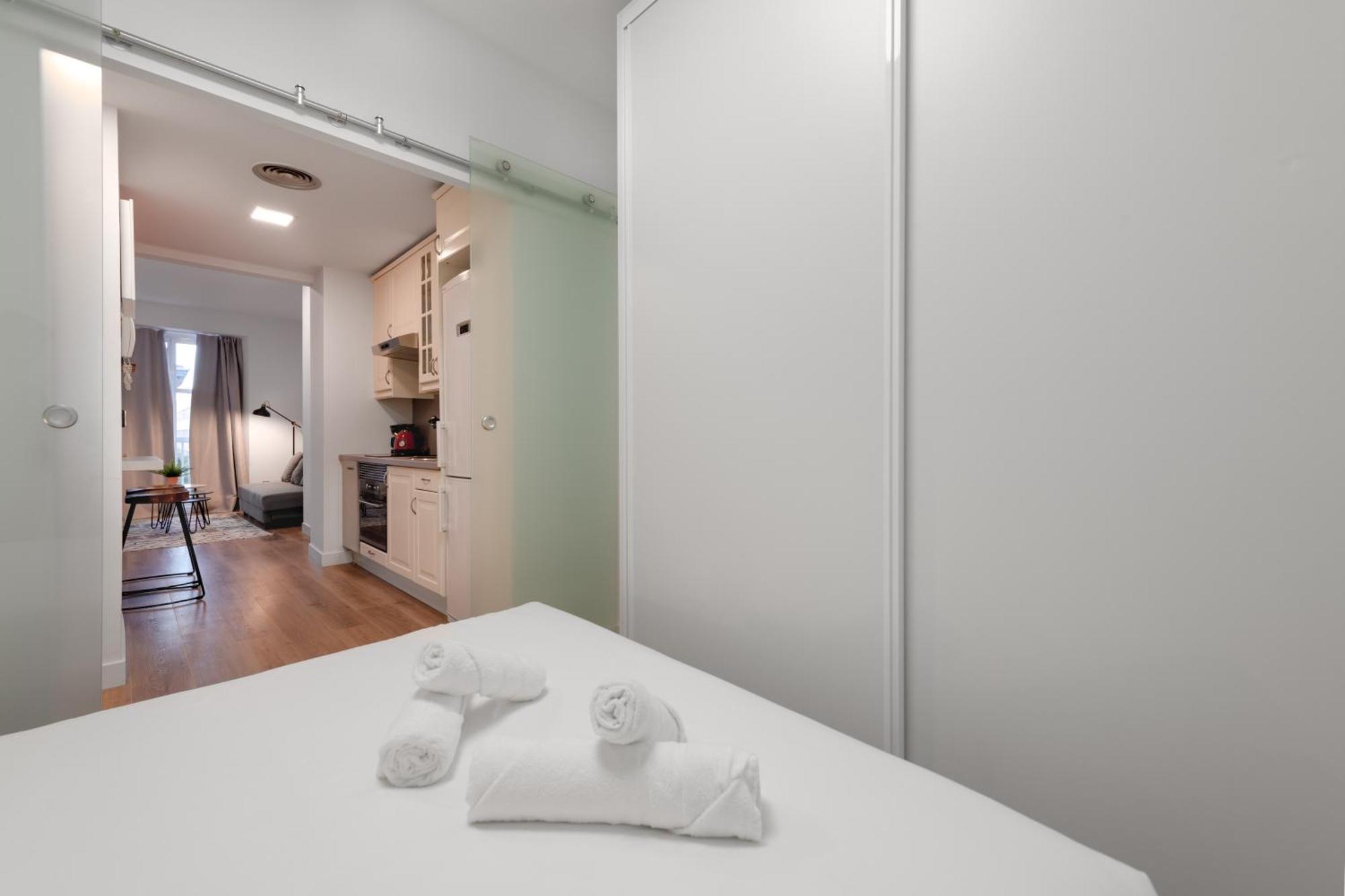 Apartament Centric And Bright- 1bd 1bth- San Bernardo Madrid